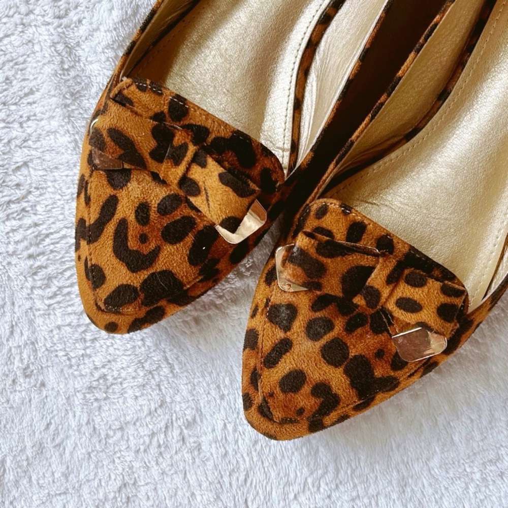 leopard print pointy toe bow flats